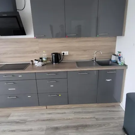 2-wg Wohnheim Homestay